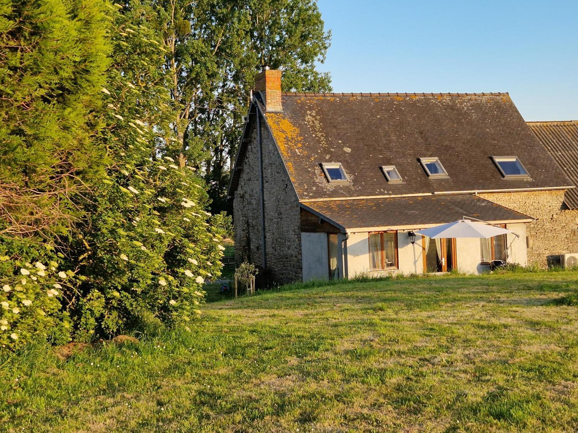 Maison Precey Extérieur photo
