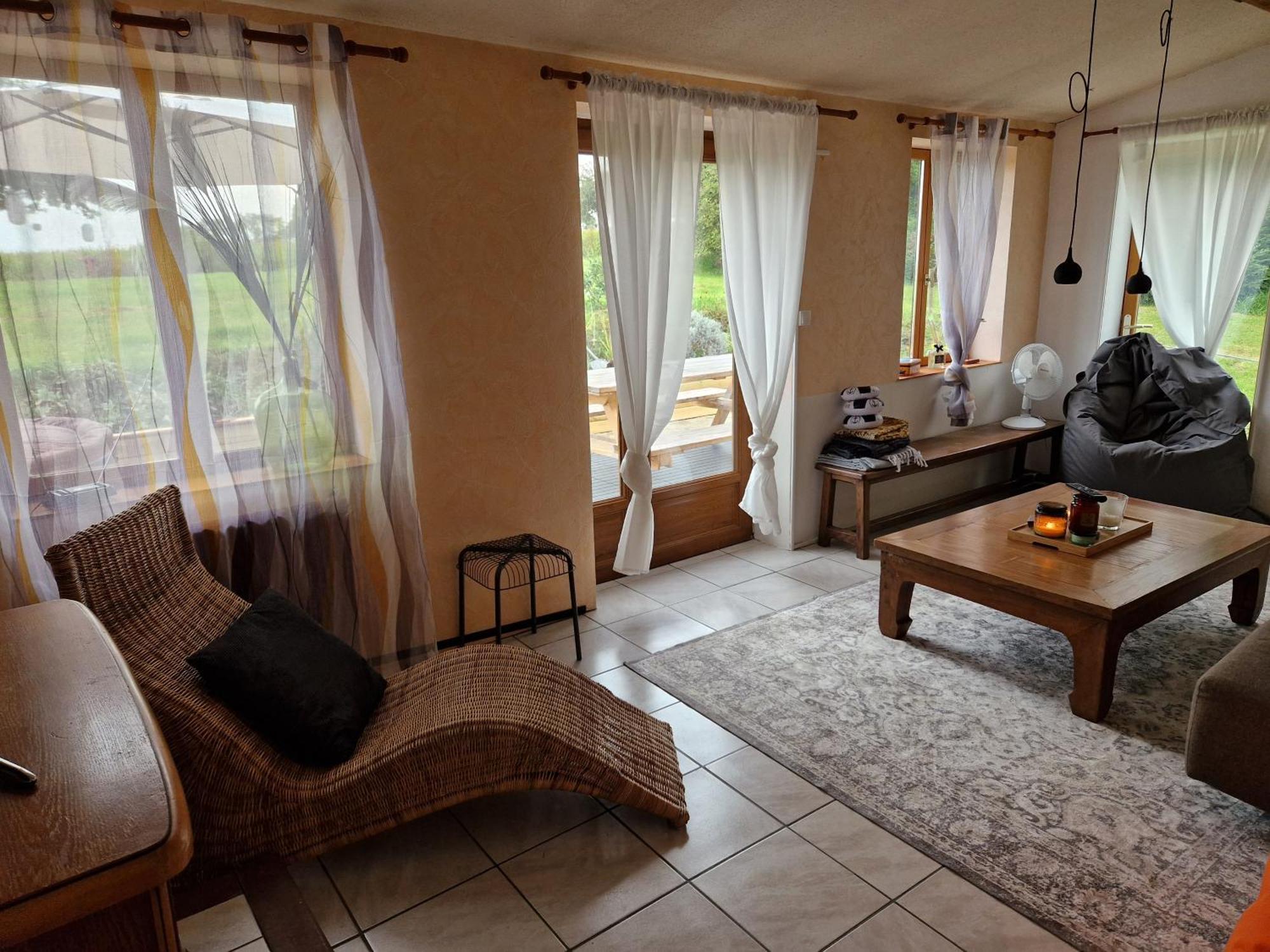 Maison Precey Extérieur photo
